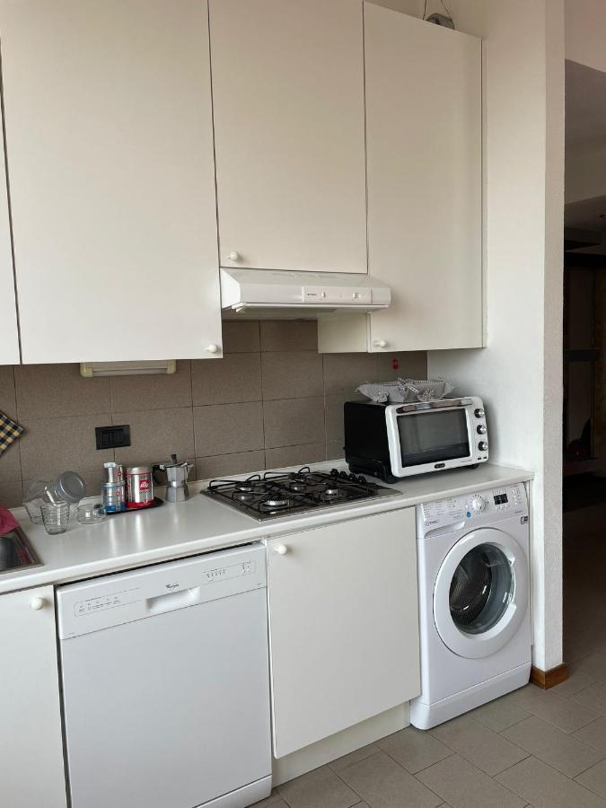 Dreaming Adige River Appartement Verona Buitenkant foto