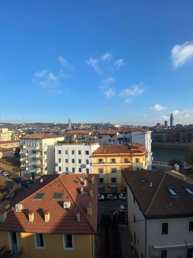 Dreaming Adige River Appartement Verona Buitenkant foto