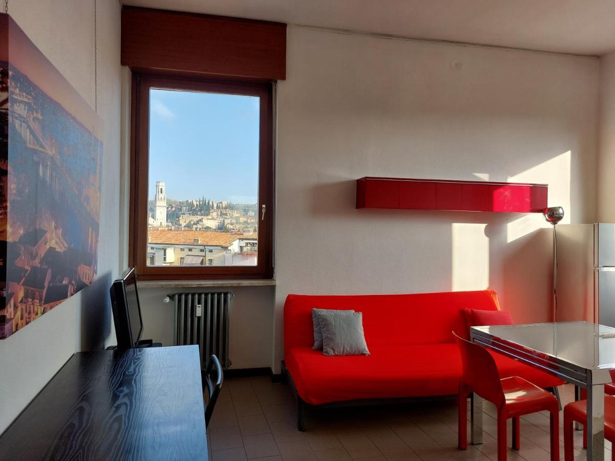 Dreaming Adige River Appartement Verona Buitenkant foto