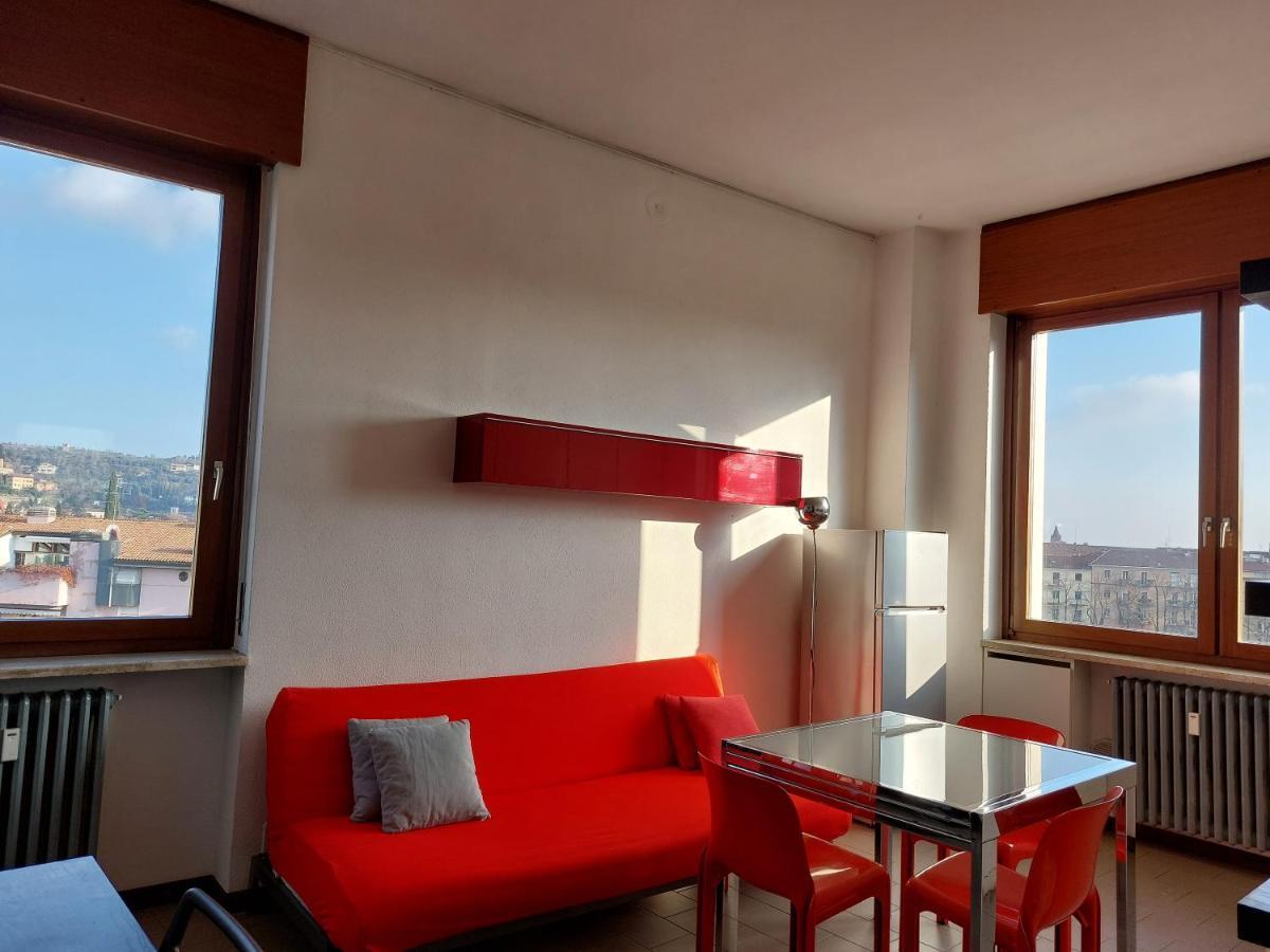 Dreaming Adige River Appartement Verona Buitenkant foto